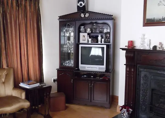 Ashley Lodge Bed & Breakfast 4*